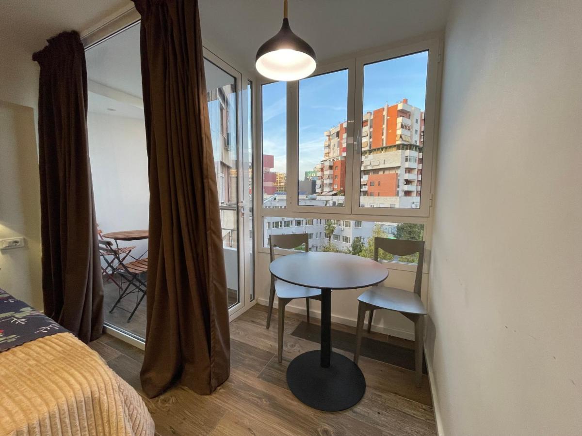 Boutique Central Studio Apartments Тирана Экстерьер фото